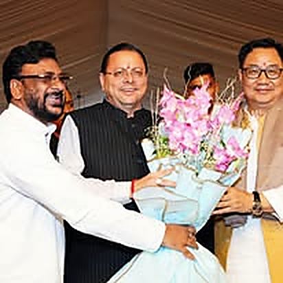 Shadab Shams with Union Minister Kiren Rijiju and the Chief Minister of Uttarakhand